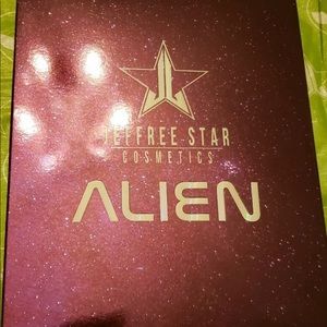 Jeffree Star Alien Pallet